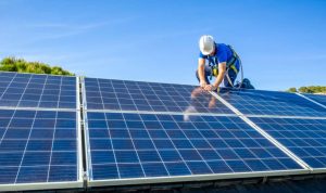 Installation et mise en production des panneaux solaires photovoltaïques à Plescop